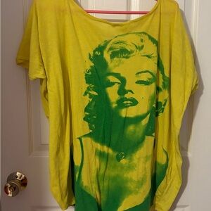 Marilyn Monroe Yellow and Green Graphic Women Top